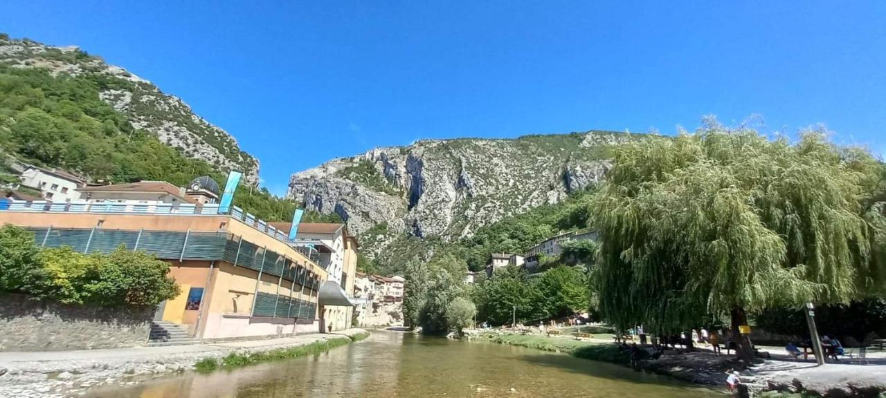 Apartament Au Bonheur Suspendu Pont-en-Royans Zewnętrze zdjęcie